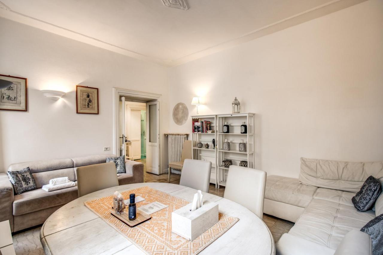 Colonna Suite - Rome Via Del Corso Big Apartment المظهر الخارجي الصورة